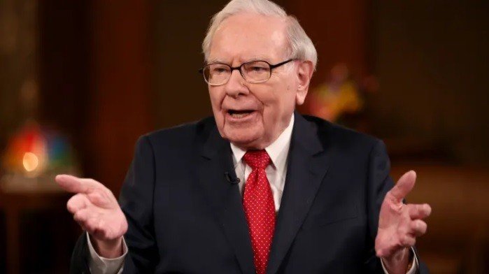 Warren Buffett’s advice for college students: Chase the job you’d want if ‘you had no need for money’