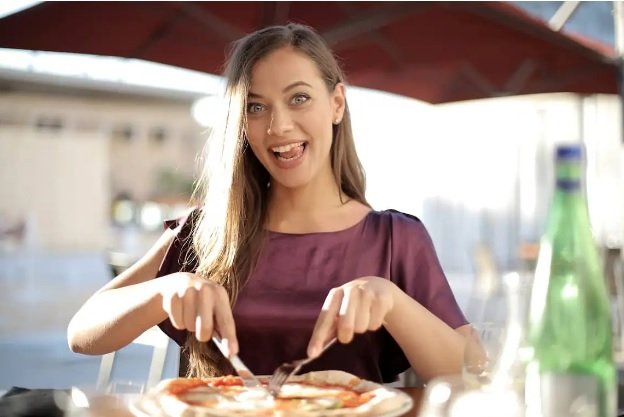 8 things you can figure out about someone’s personality by their favorite food