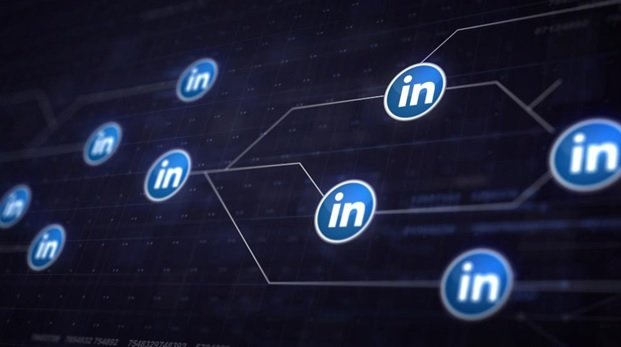 LinkedIn Marketing Trends in 2024: What's Changing and What's Staying